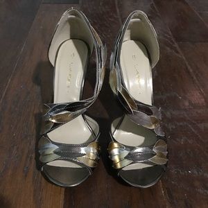 Gold and silver heels size 7